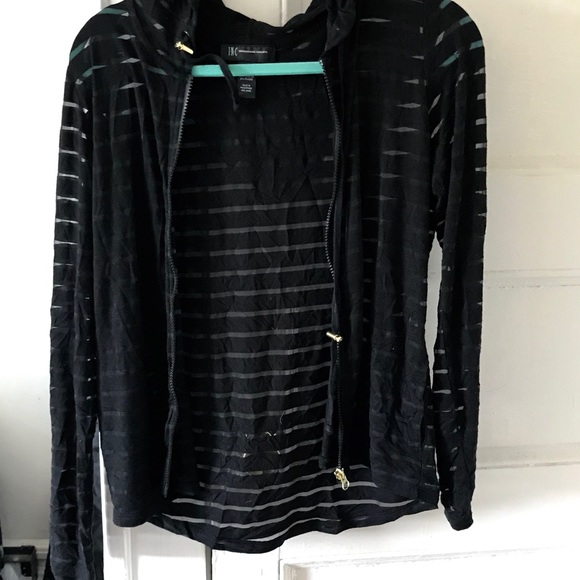 Black hoodie - Picture 2 of 2